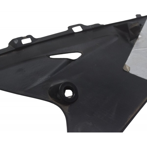 Spoiler Esquerdo Suzuki Gsx-r Srad 1000 11-16 Original Dianteira Direita