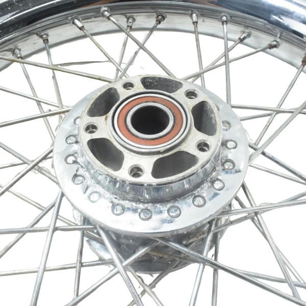 Roda Dianteira C/detalhes Harley Dyna Super Glide 08-11 Orig Prateado