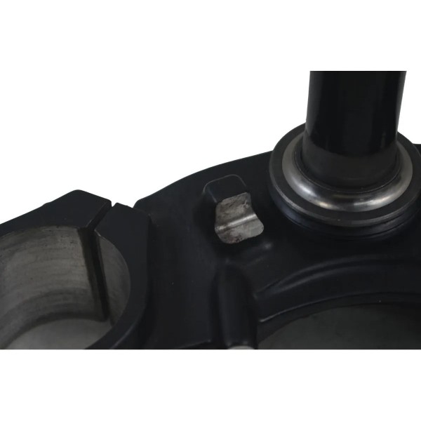 Mesa Inferior Bajaj Dominar 400 23-25 Original