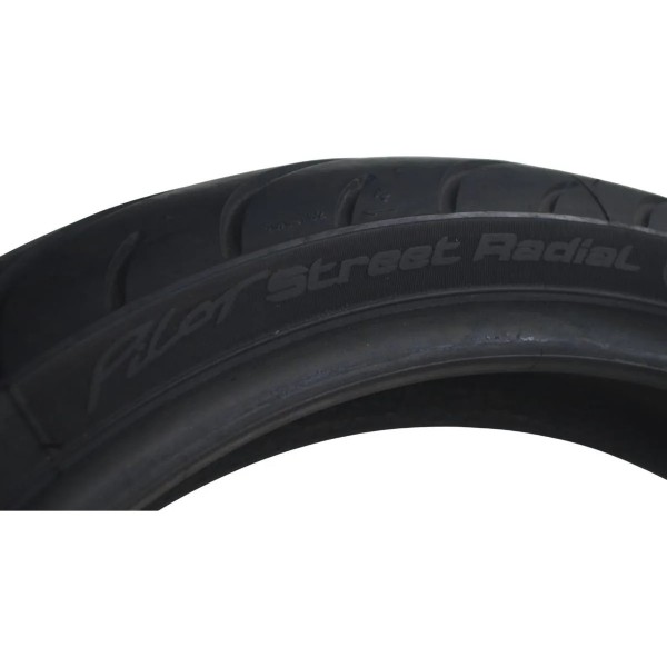 Pneu Michelin Pilot Street Radial 110/70 R 17 M/c 54 H