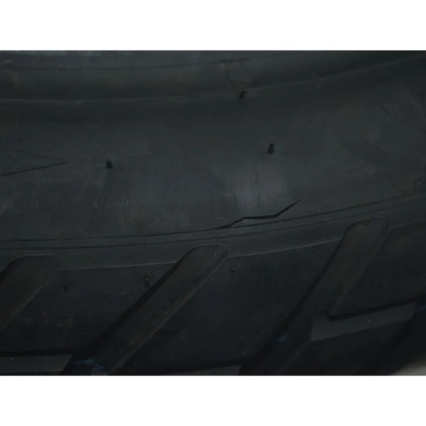 Pneu Metzeler Karoo Street 90/90-21 M/c 54v C/detalhes