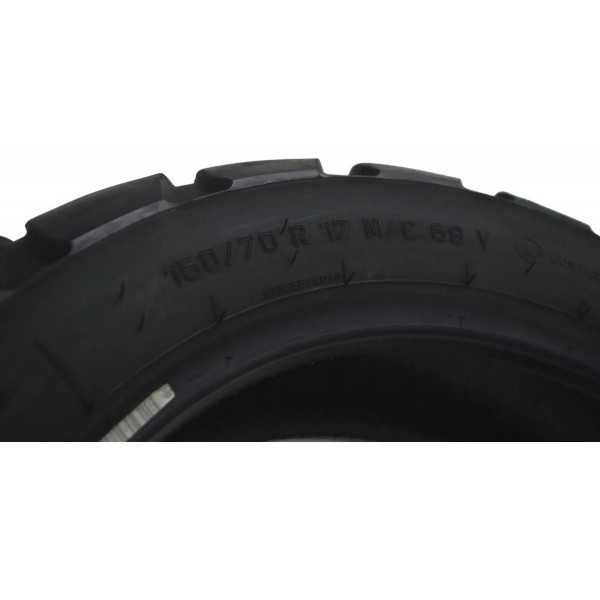 Pneu Metzeler Tourance 150/70 R 17 M/c 69 V