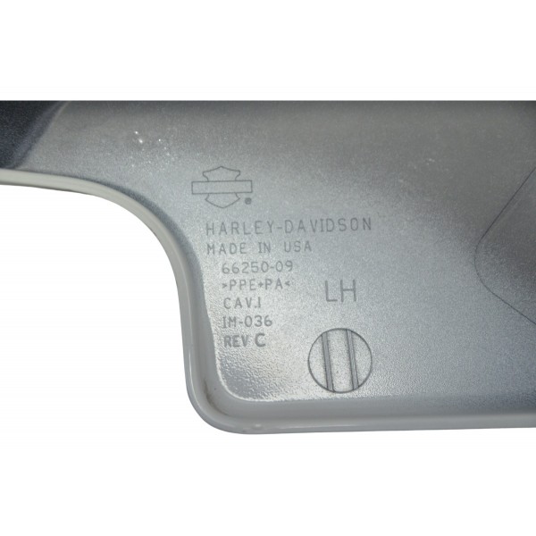 Carenagem Lateral Esquerdo Harley Street Glide Cvo 2020  Branco