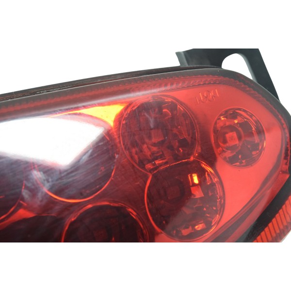 Lanterna Traseira Kawasaki Versys 1000 12-15 Original Direito/passageiro Vermelho